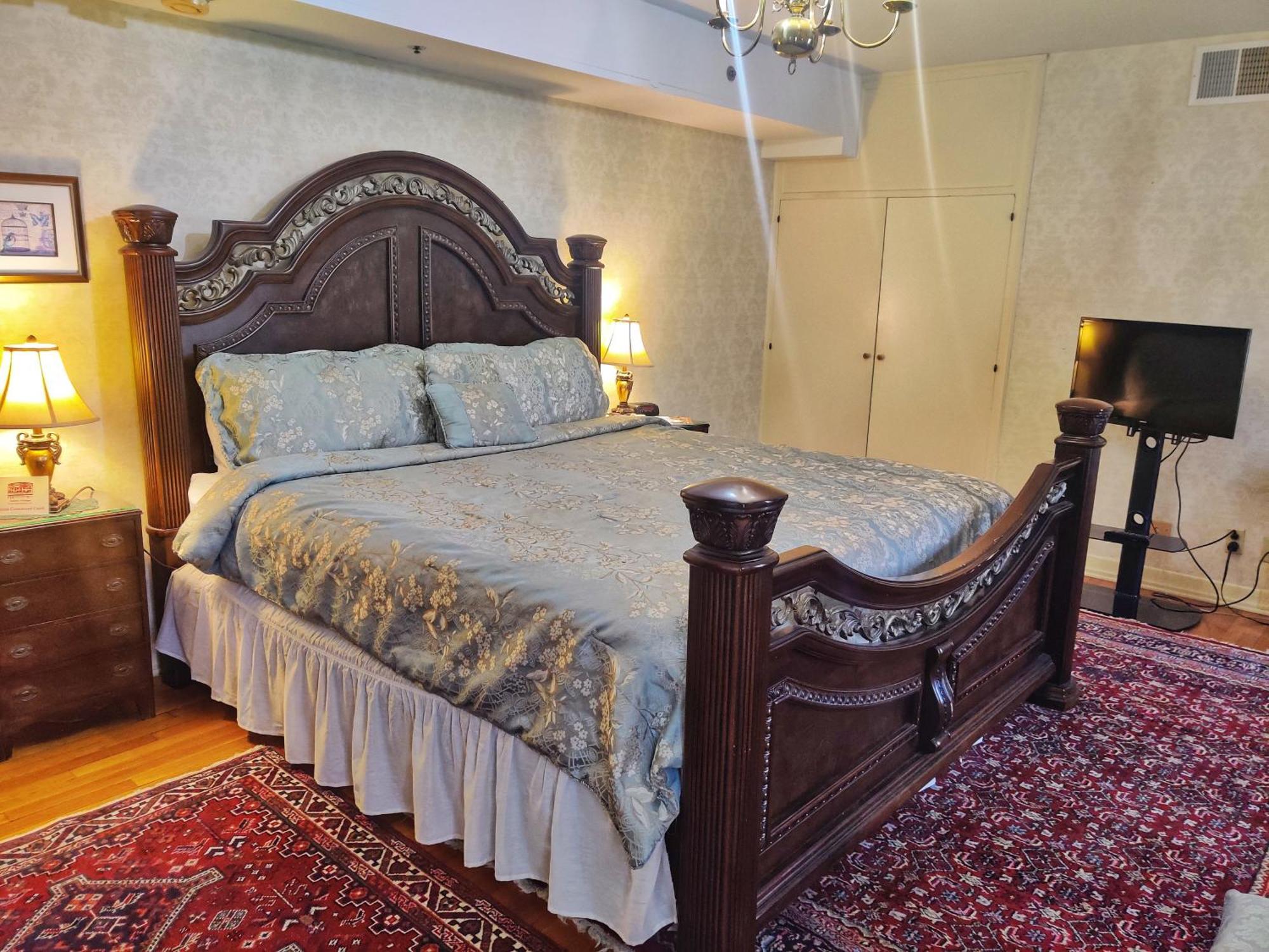 Montague Inn Bed & Breakfast Saginaw Exteriör bild