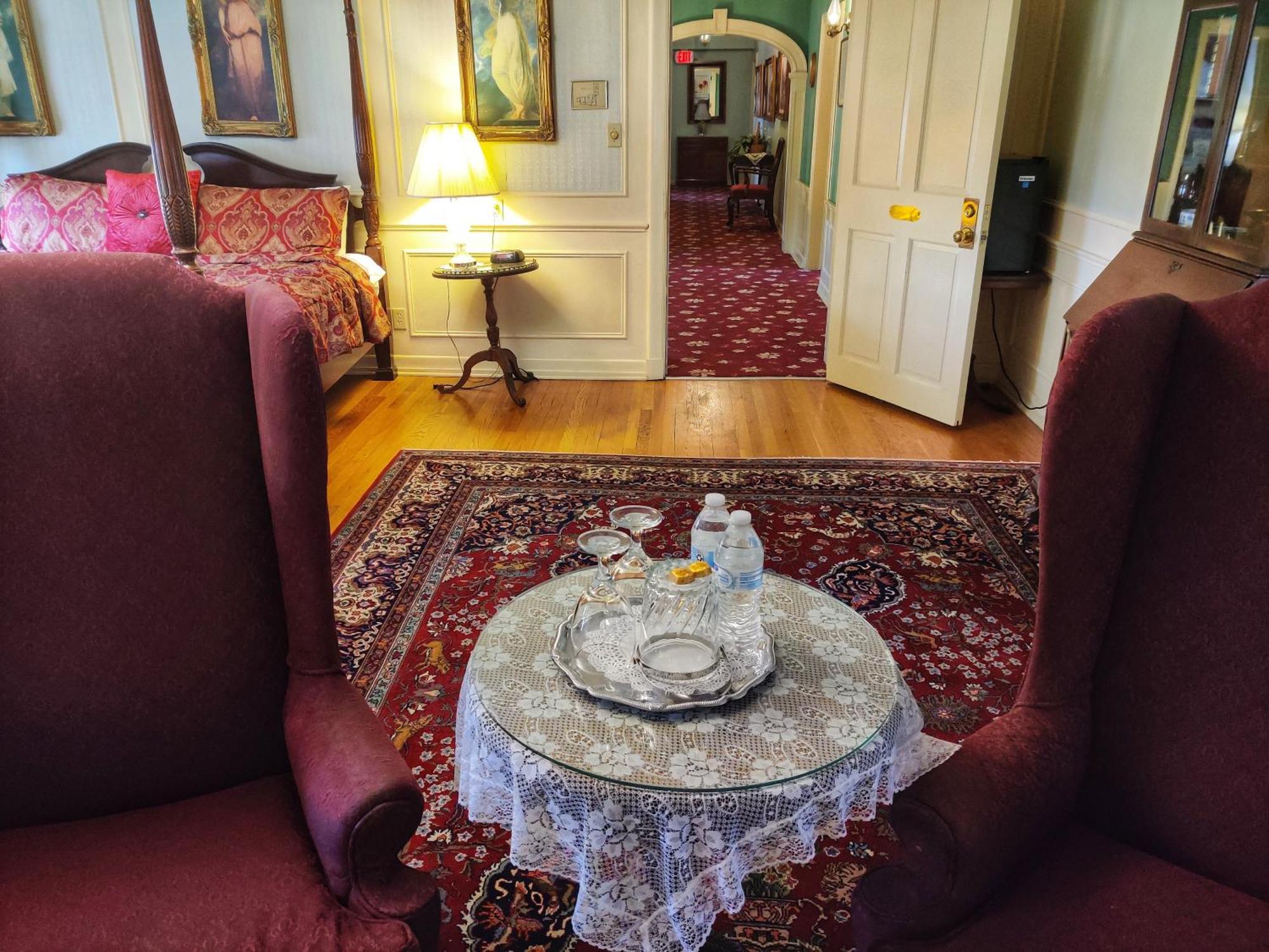 Montague Inn Bed & Breakfast Saginaw Exteriör bild